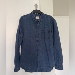 GAP Men’s Button Down Shirt